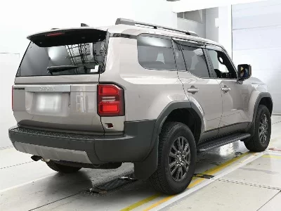 TOYOTA LAND CRUISER 250