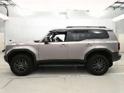TOYOTA LAND CRUISER 250