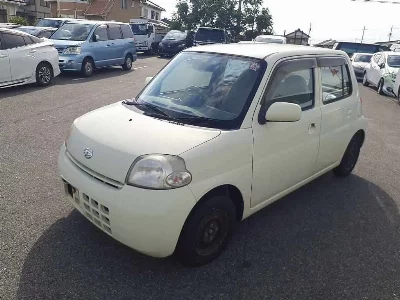 DAIHATSU ESSE