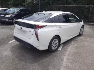 Цена авто Toyota Prius с аукционов Японии, номер кузова ZVW50, пробег 167 000, оценка 20