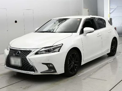 Lexus CT200h