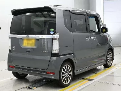 HONDA N BOX CUSTOM