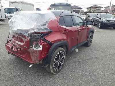 TOYOTA YARIS CROSS