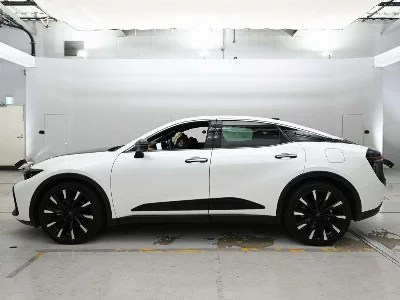 TOYOTA CROWN CROSSOVER