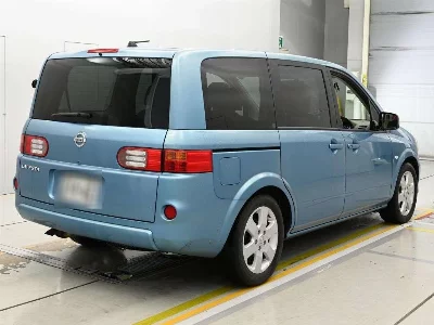 Nissan Lafesta