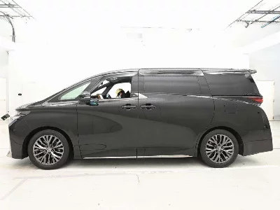 TOYOTA VELLFIRE HYBRID