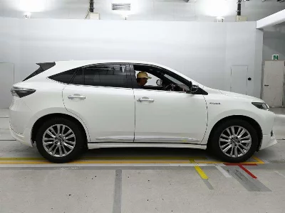 TOYOTA HARRIER HYBRID