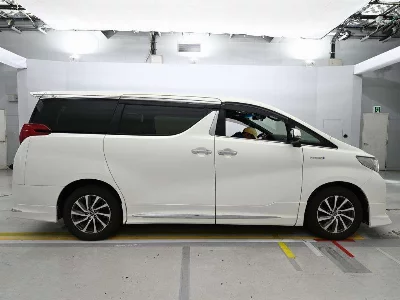 TOYOTA ALPHARD HYBRID