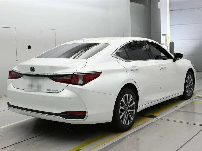 Lexus ES300h