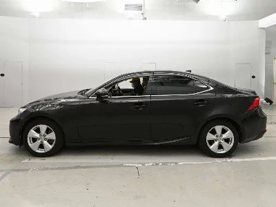 Lexus IS350