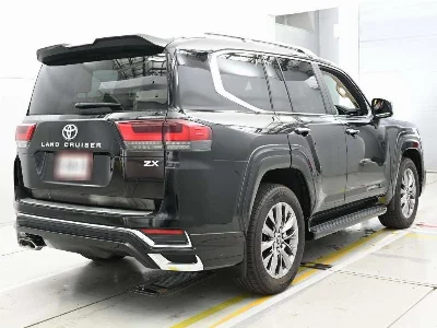 TOYOTA LAND CRUISER