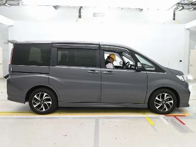 HONDA STEPWGN SPADA