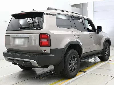 TOYOTA LAND CRUISER 250
