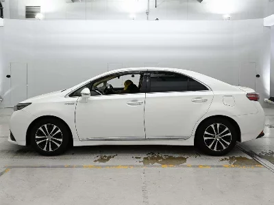 TOYOTA SAI