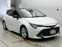 Цена авто Toyota Corolla Hatchback с аукционов Японии, номер кузова ZWE213H, пробег 15 000, оценка 1