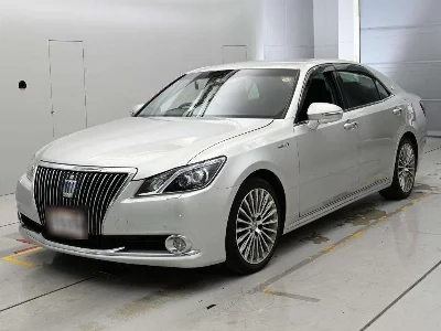 TOYOTA CROWN MAJESTA