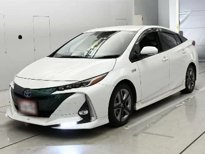 TOYOTA PRIUS PHV