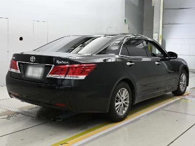 TOYOTA CROWN HYBRID