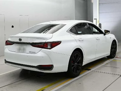 Lexus ES300h