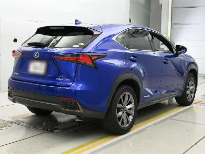 Lexus NX300h