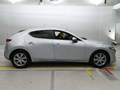 MAZDA MAZDA3 FASTBACK