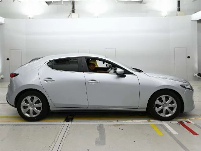 MAZDA MAZDA3 FASTBACK