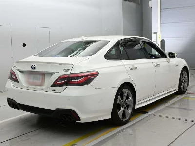 TOYOTA CROWN HYBRID