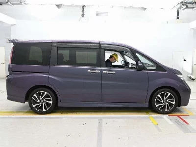 HONDA STEPWGN SPADA