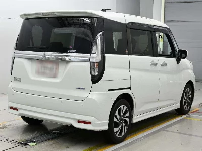 Mitsubishi Delica D:2