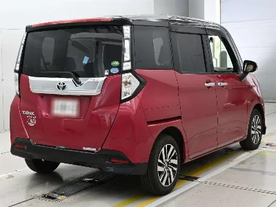 TOYOTA TANK