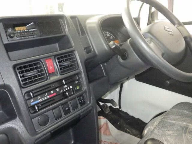 Suzuki CARRY  с аукциона в Японии