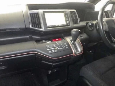 HONDA STEPWGN SPADA