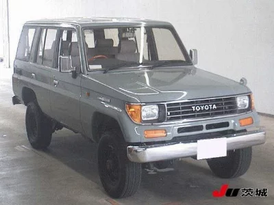 TOYOTA LAND CRUISER PRADO