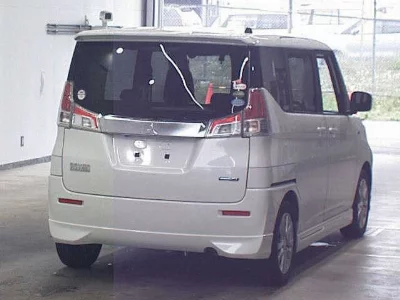 Mitsubishi Delica D:2