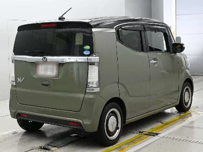 HONDA N-BOX SLASH