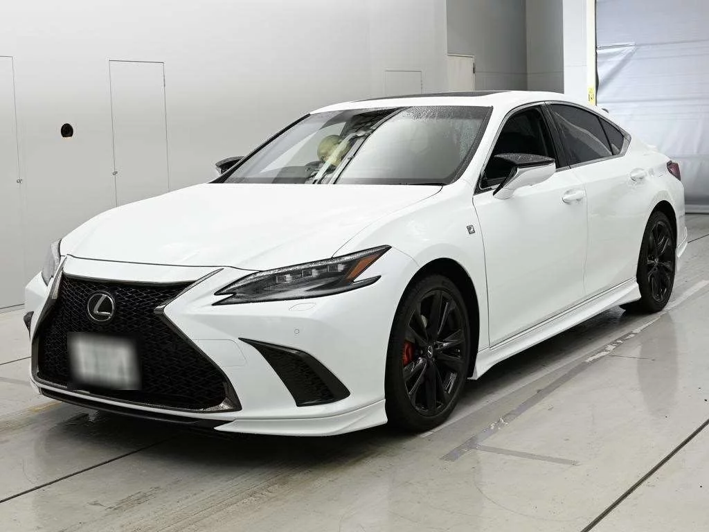 Lexus ES300h  с аукциона в Японии