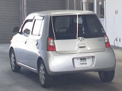 DAIHATSU ESSE