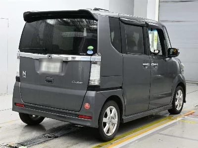 HONDA N BOX CUSTOM