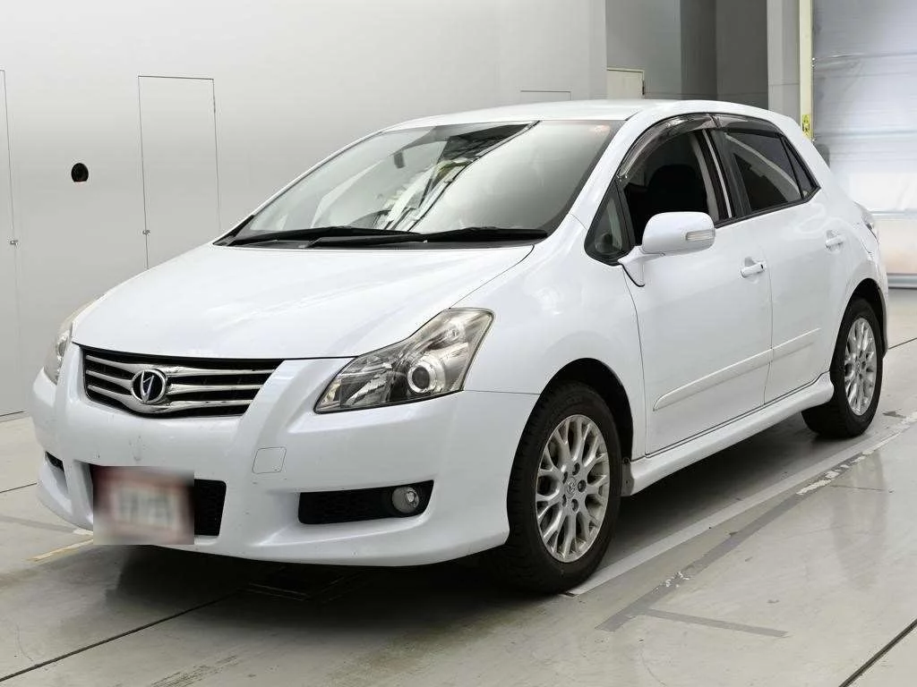 Toyota Blade  с аукциона в Японии