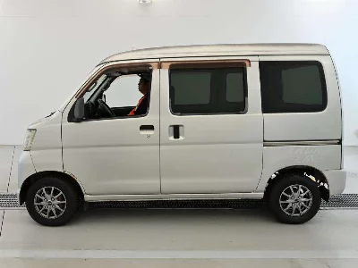 DAIHATSU HIJET CARGO