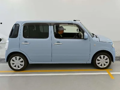 Daihatsu Mira Cocoa