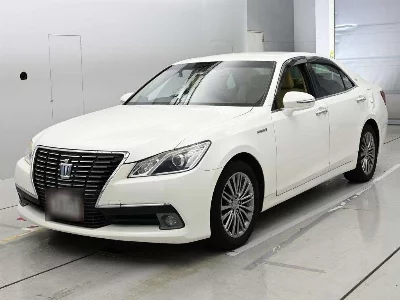 Toyota CROWN HYBRID