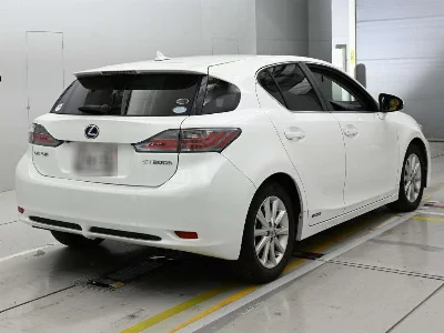 Lexus CT200h