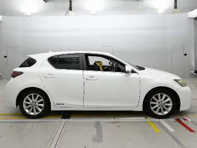 Lexus CT200h