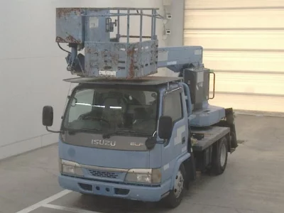 Isuzu Elf