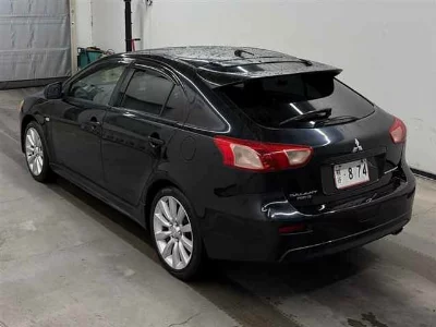 Mitsubishi GALANT FORTIS SPORTBACK