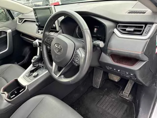 Toyota RAV4  с аукциона в Японии