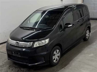 Honda Freed Spike