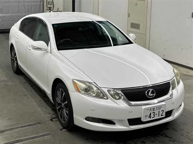 Lexus GS  с аукциона в Японии