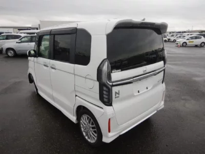 Honda N BOX CUSTOM